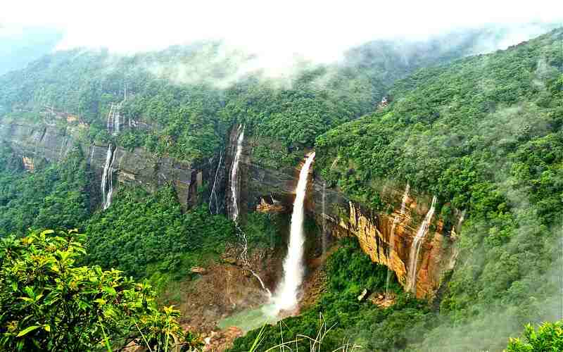 Nohkalikai Falls Tour