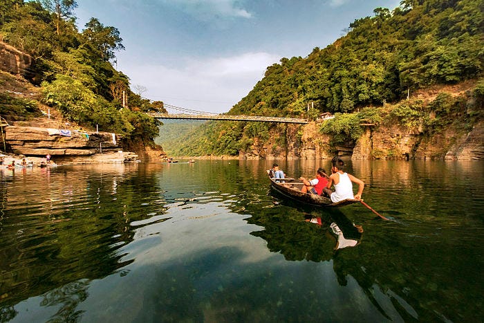 Shillong Dawki Mawlynnong Tour